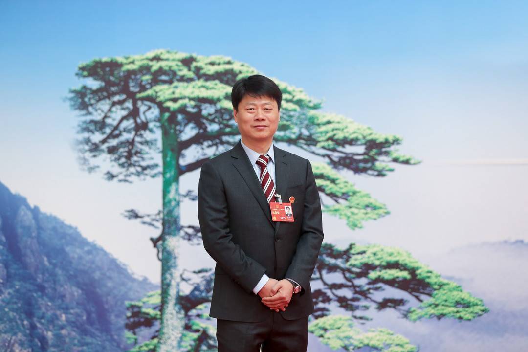 全国人大代表郭国平：以创新驱动 加快中国自主量子计算生态圈构建｜人大代表在这里