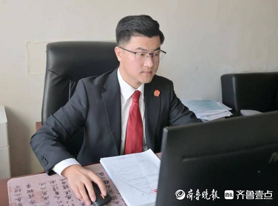 慎思笃行 砥砺奋进——记全市法院“十佳干警”刘畅