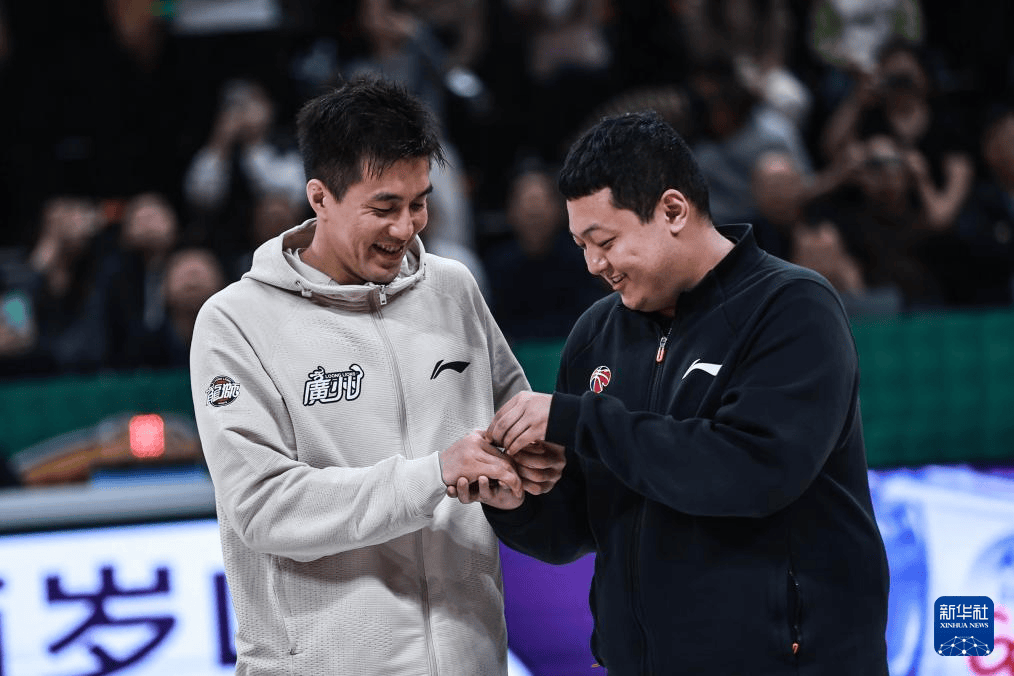 郭艾伦:说送票是开玩笑 离开辽宁队玩笑都不能开<strong></p>
<p>瑞亚</strong>？