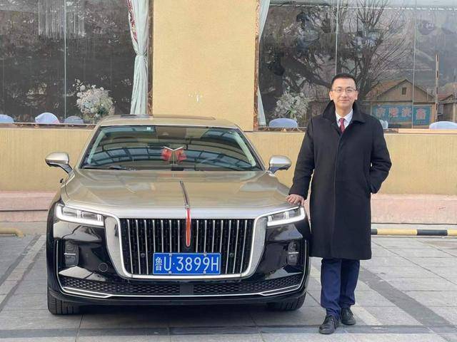开着4家啤酒厂还跑网约车<strong></p>
<p>TuxExchange</strong>，青岛有群“非典型性网约车司机”