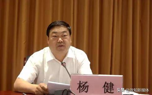 曾任大理州州长<strong></p>
<p>TuxExchange</strong>，因非法扣押征用防疫口罩被问责的杨健被查