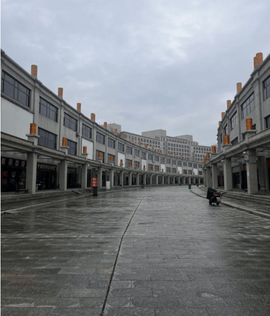 调查｜“11元海景房”背后的银滩楼市：低价拍卖博眼球成套路<strong></p>
<p>TradeSatoshi</strong>，新房价高出二手房3倍
