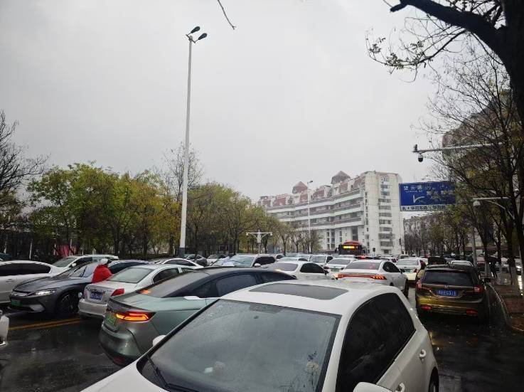 今天太堵了！天津四大预警齐发！雨雪来袭<strong></p>
<p>BitMax</strong>，9级大风！