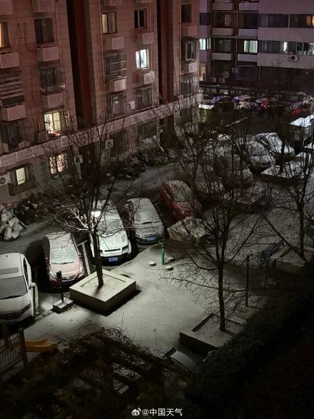 北京昨夜为何突然飘雪？低空湿度不利动力好<strong></p>
<p>GEMINI</strong>，属于“大力出奇迹”