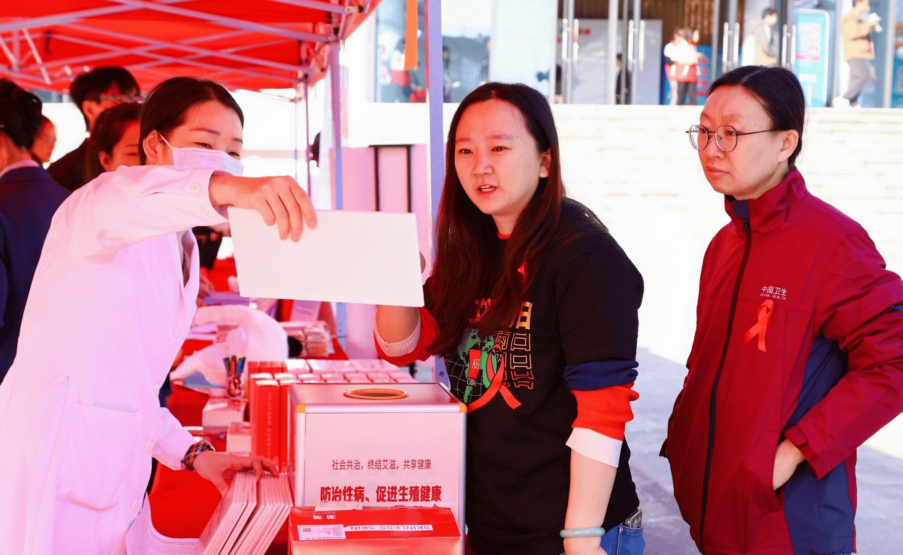 广东1-10月新增艾滋病病毒感染者及病人6990例<strong></p>
<p>DSX</strong>，同比减少7.0%
