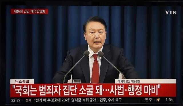 执政党捏着鼻子要“保尹”<strong></p>
<p>BitC</strong>，尹锡悦的总统宝座，将由8个人决定