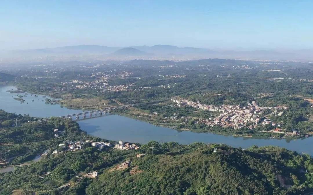 调研报告反映农村宅基地闲置：一村696间房<strong></p>
<p>OpenLedgerDEX</strong>，空置率43.8%