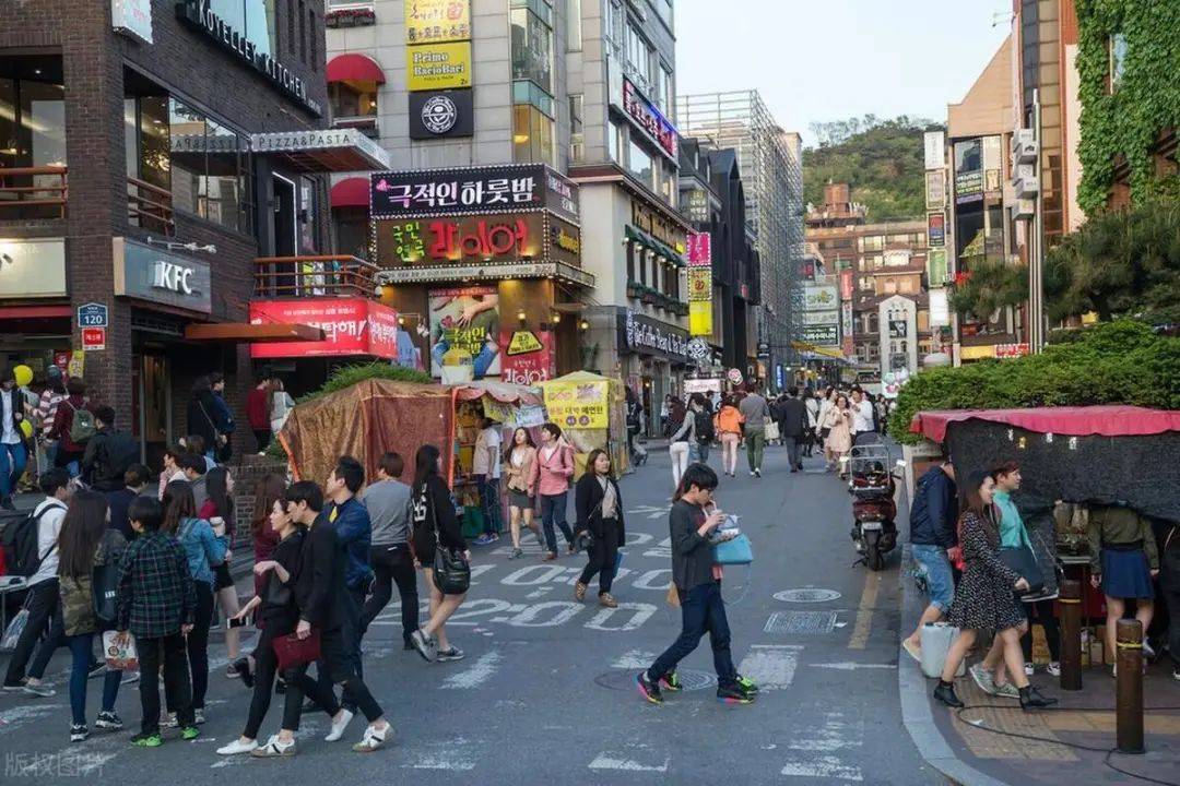 韩国政坛惊天翻转：尹锡悦陷叛乱漩涡<strong></p>
<p>IDCM</strong>，新总统人选扑朔迷离，究竟谁笑到最后？