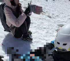 甘孜雅姆雪山发生滑坠事故：一名重庆籍登山者遇难<strong></p>
<p>币扬</strong>，当地镇政府称事发区域未对外开放