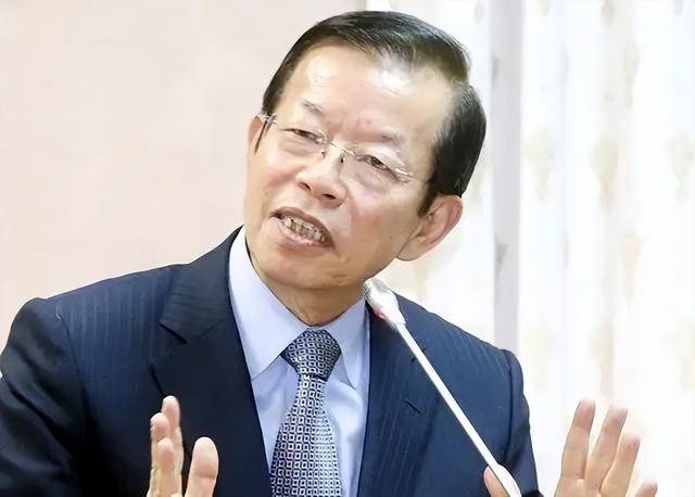 绿营大佬谢长廷发声称柯文哲收贿证据薄弱<strong></p>
<p>Buda</strong>，媒体人：搅乱一池春水