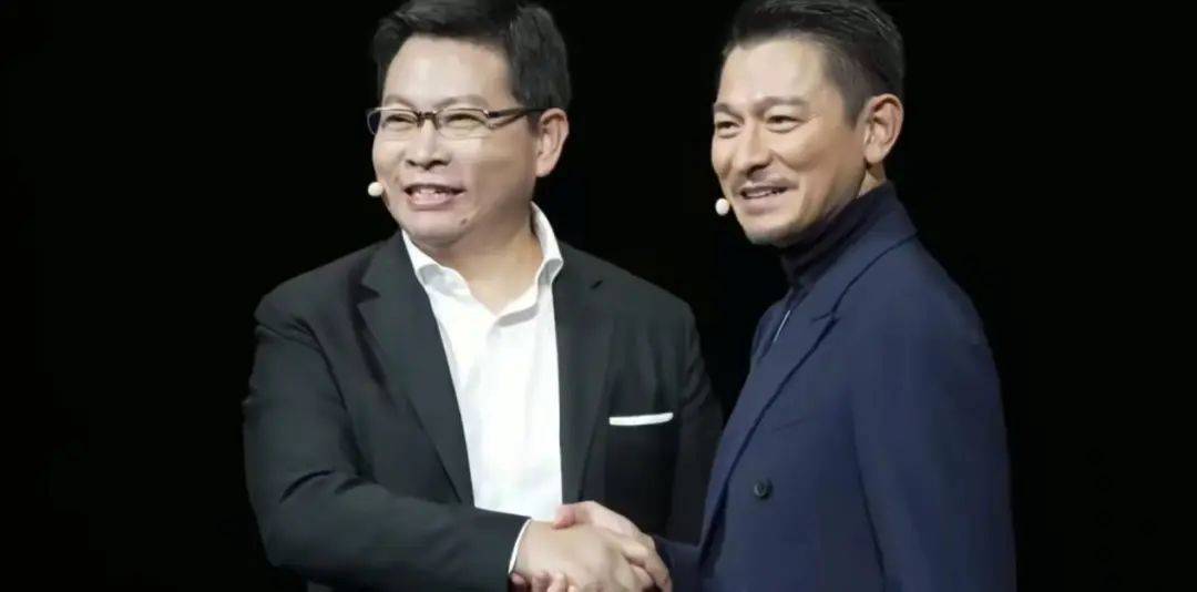 华为“机皇”大降价<strong></p>
<p>BJEX</strong>，掀了友商桌子