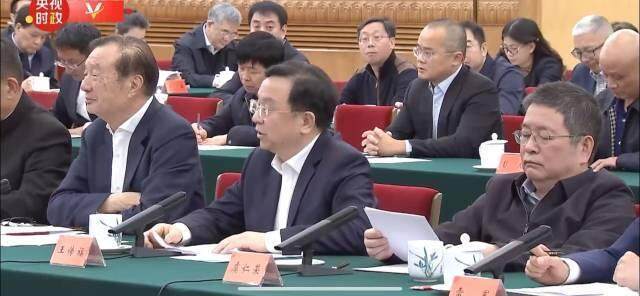 民营企业座谈会召开<strong></p>
<p>CEX</strong>，任正非马化腾王传福等广东企业家参加