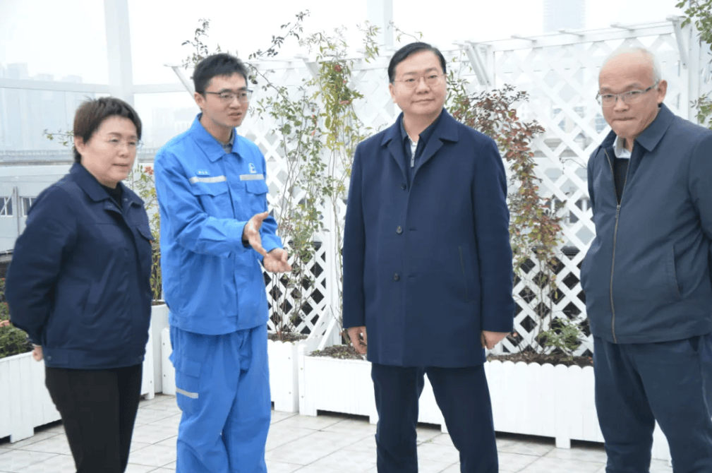 马朝晖已任湖北省总工会副主席<strong></p>
<p>币蓝</strong>，曾任省纪委副书记