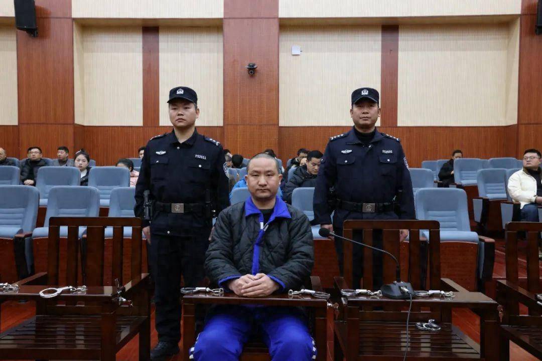 贵州独山县一镇原党委书记6年受贿超75万元<strong></p>
<p>Hydax</strong>，一审获刑三年三个月