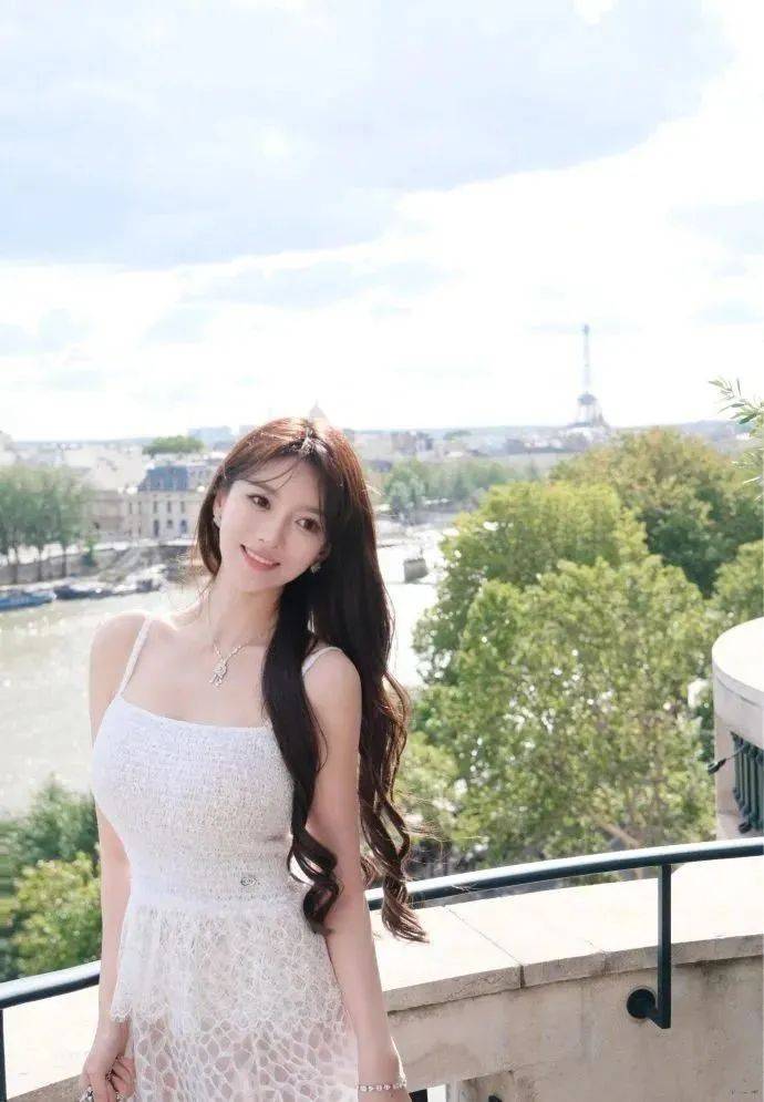 叶珂被曝顺利产女<strong></p>
<p>USDT交易</strong>，黄晓明全程陪护激动落泪