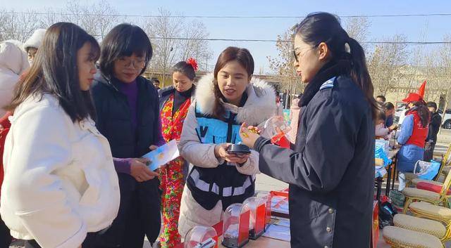 广场变身禁毒课堂 识毒防毒<strong></p>
<p>USDT交易</strong>我在行