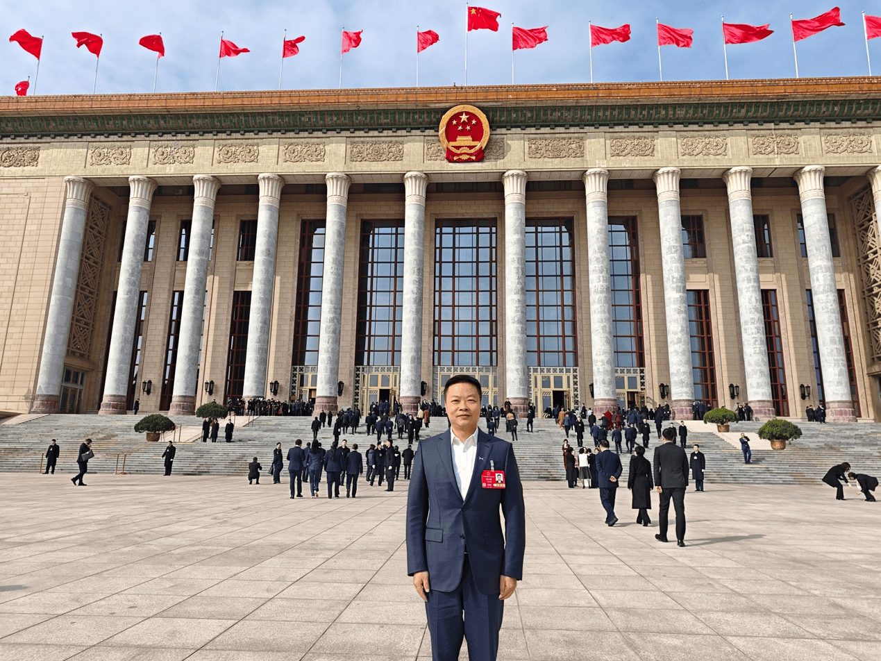 何小鹏：建议推动在停车场开展低速无人驾驶试运营<strong></p>
<p>瑞波币交易</strong>，规范智驾保险业务｜两会·最希望