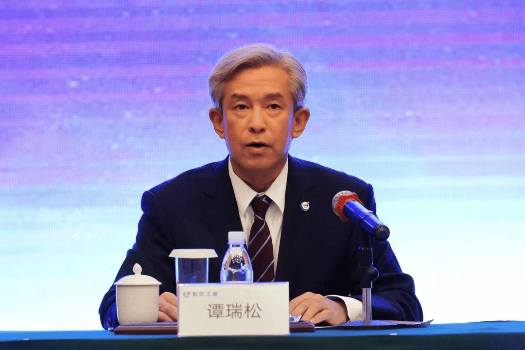 “靠军工吃军工”<strong></p>
<p>币安币交易</strong>，侵吞巨额公共财物！谭瑞松被逮捕