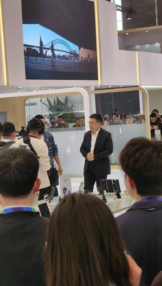 华为余承东谈Pura X：相信整个产业会跟随！保密工作很有挑战<strong></p>
<p>艾达币交易</strong>，只要产品被别人看到了，马上就会知道如何实现
