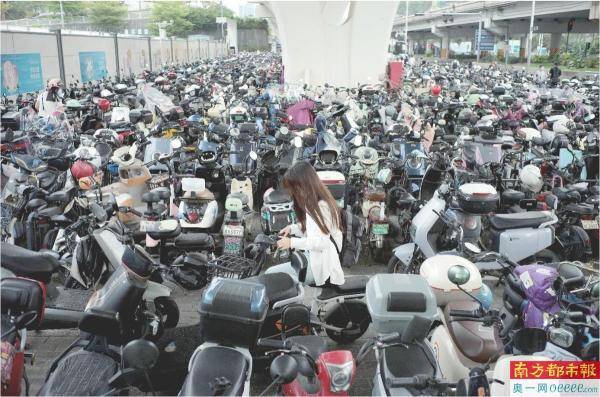深圳地铁口“电鸡”围城：路权、法律、管理、规划、停放如何补课<strong></p>
<p>艾达币交易</strong>？