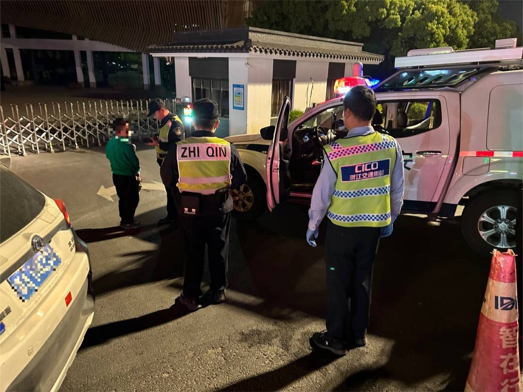 12岁男孩凌晨偷开父母车上高速<strong></p>
<p>BSV交易</strong>，因车技太差被发现了……