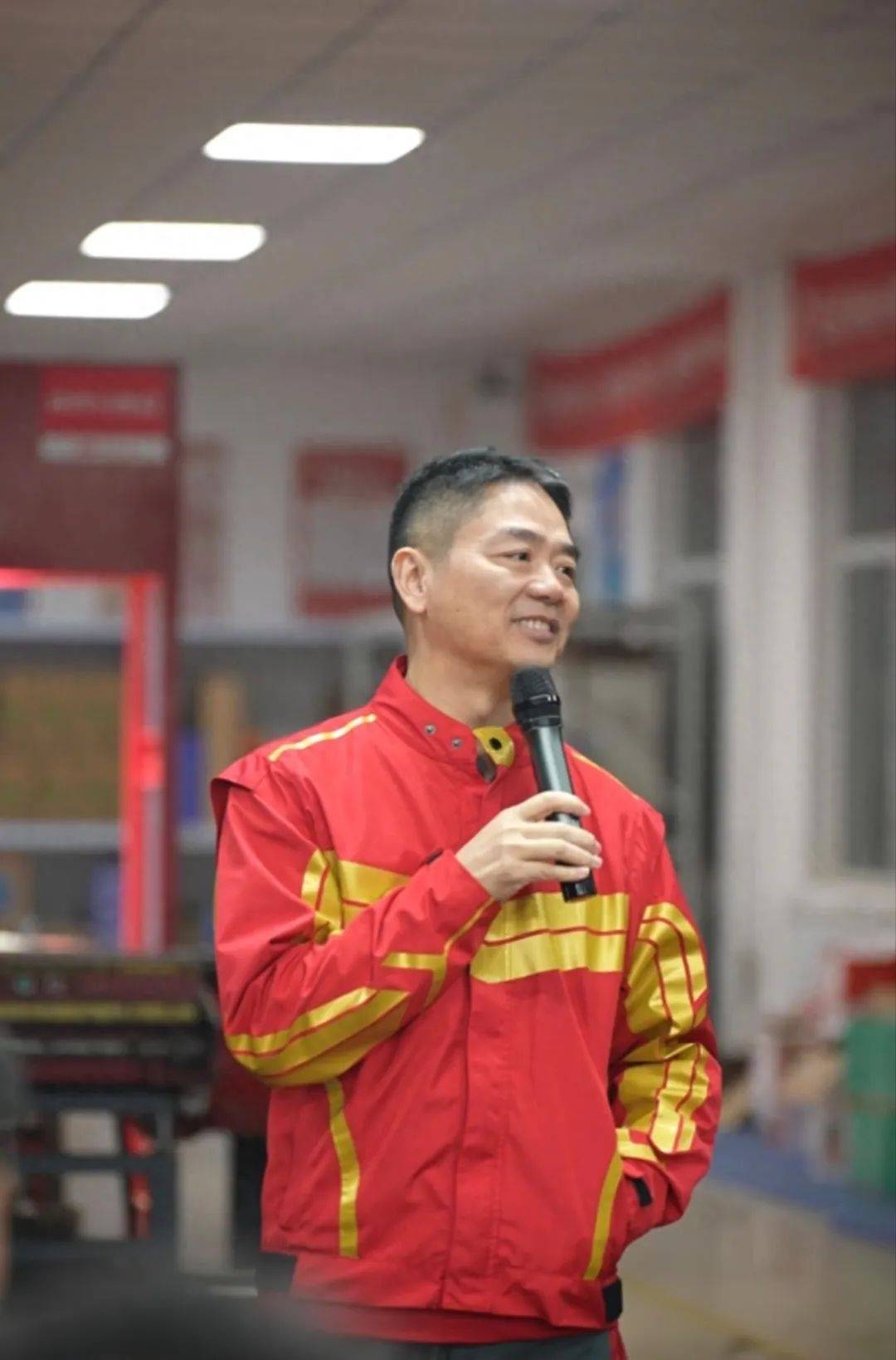 京东回应“刘强东日单量97单<strong></p>
<p>币安交易所</strong>，排骑手榜第一”