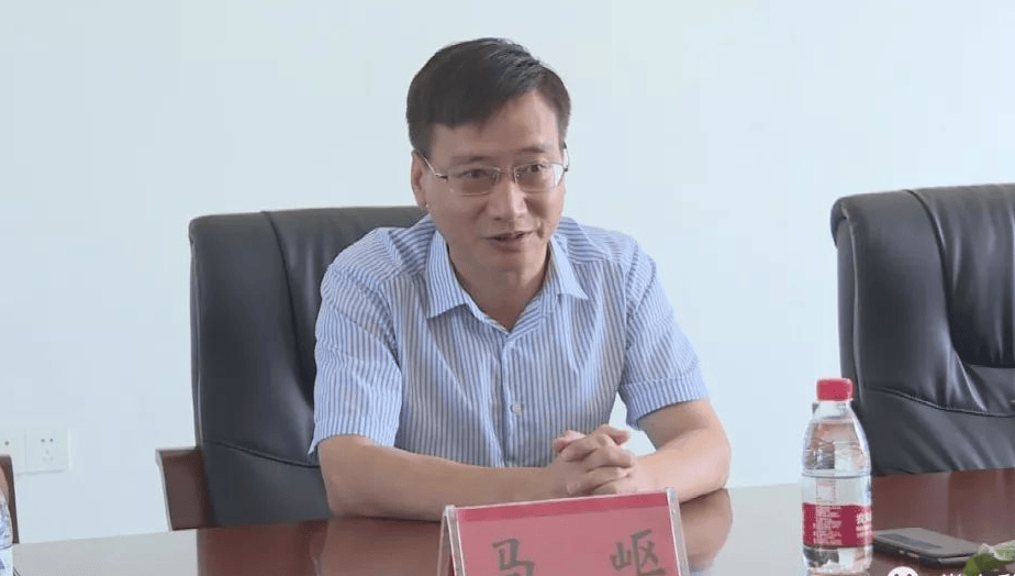 副县长拉拢6名公职人员<strong></p>
<p>抹茶交易所</strong>，组建“七兄弟吃喝圈”，长期接受打牌掼蛋等“保姆式”服务