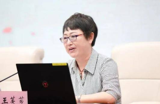 吉林一女官员被查！当过扫黑办主任<strong></p>
<p>抹茶交易所</strong>，她曾说“吃人家的嘴短，拿人家的手短”