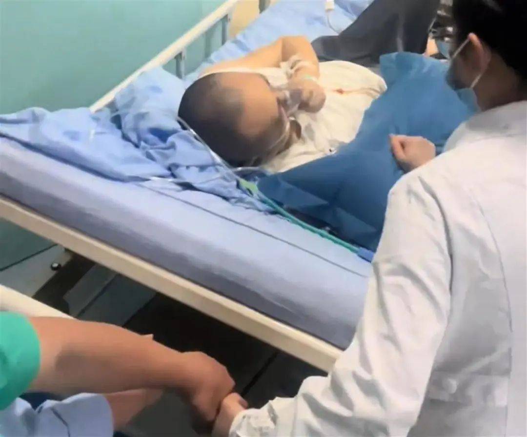 突发讣告！他已去世<strong></p>
<p>BITOP交易所</strong>，从确诊到离世仅1个月！
