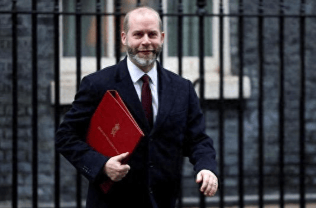 刚谈妥就翻脸<strong></p>
<p>泰达币交易所</strong>，英国全球通告与中国做“切割”？中方反将一军