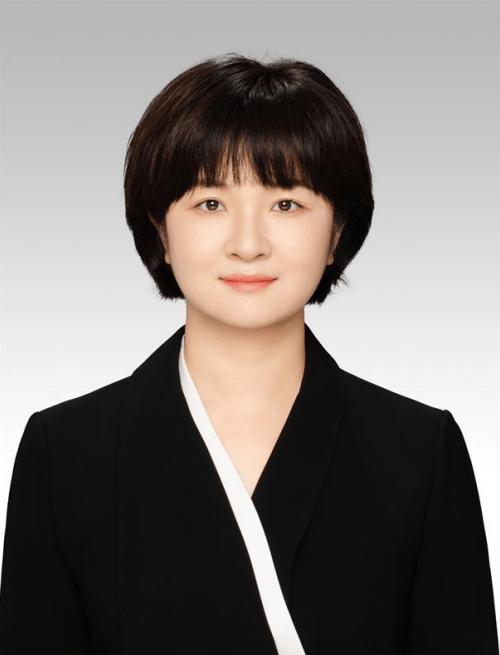 不到1年再公示<strong></p>
<p>XRP交易所</strong>，生于1987年的李金玲，拟提名为县长候选人