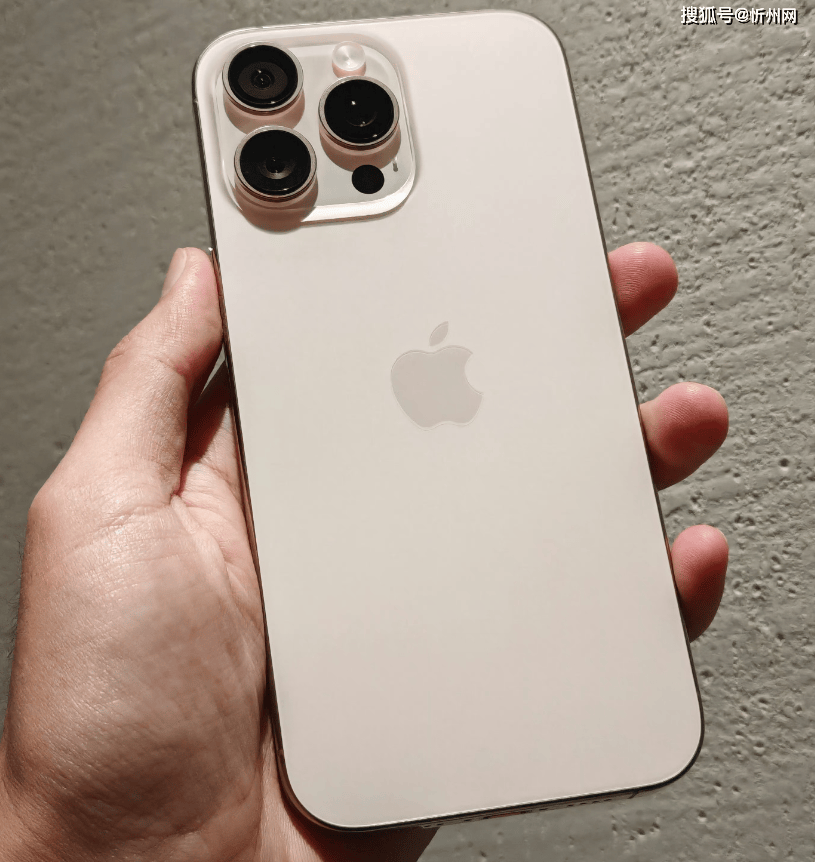 为什么说iPhone 16 Pro Max价格大跳水<strong></p>
<p>DOT交易所</strong>，对安卓手机是“降维打击”？