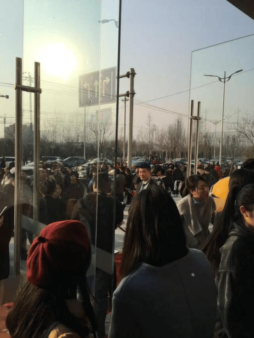 买公寓房<strong></p>
<p>BNB交易所</strong>，打工人被背刺最狠的一次