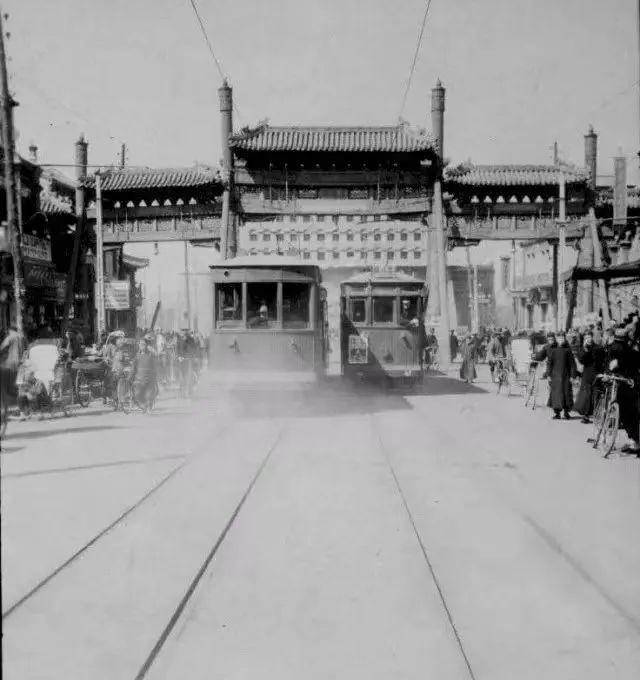 “90后”北京小伙<strong></p>
<p>币安币交易所</strong>，6年时间从故纸堆找回北京有轨电车