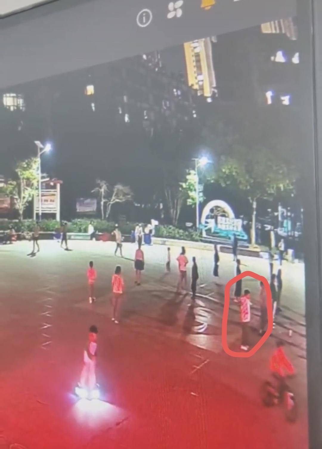 17岁女孩在广场跳操时失踪已月余 家属不认同“跳江自杀”<strong></p>
<p>币安币交易所</strong>，警方已立案侦查