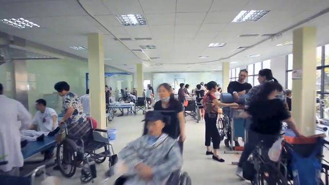 90%患者都要挨一刀<strong></p>
<p>BSV交易所</strong>，这家医院的“韭菜病”得治丨中听