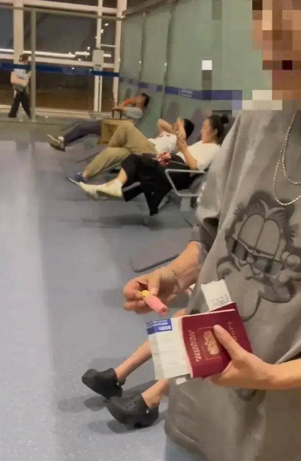 外国人将打火机带过安检<strong></p>
<p>USDT交易app</strong>，无锡机场通报：漏检，已严肃处理责任人