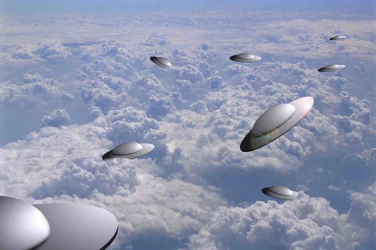 UFO(ufo前面是加a还是an)