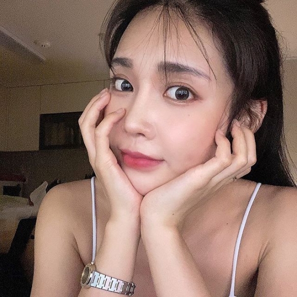 包含BBUEX的词条
